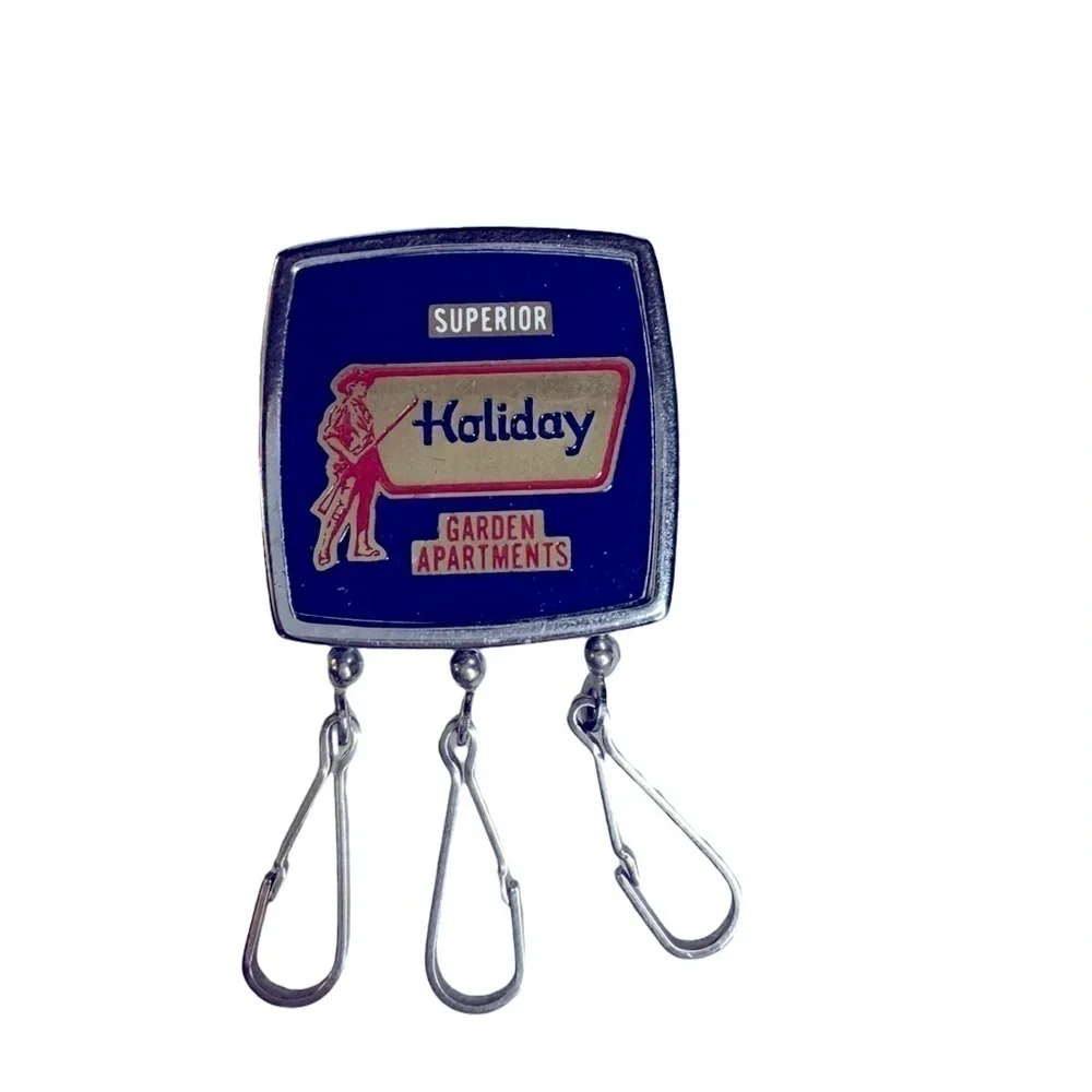 Vintage Holiday Inn Garden Apartment Keychain Circa 1960s